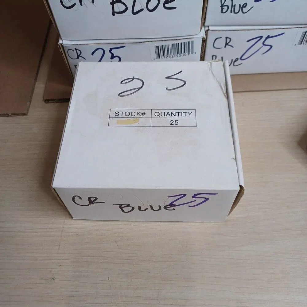 C7 5W Blue Box of 25 Replacement Bulbs Opaque  120v NOS Light Show Craft Outdoor